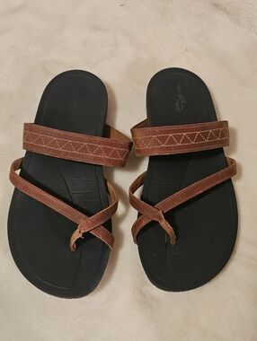 Chaco Tan Leather Slide Sandals with Brown Straps